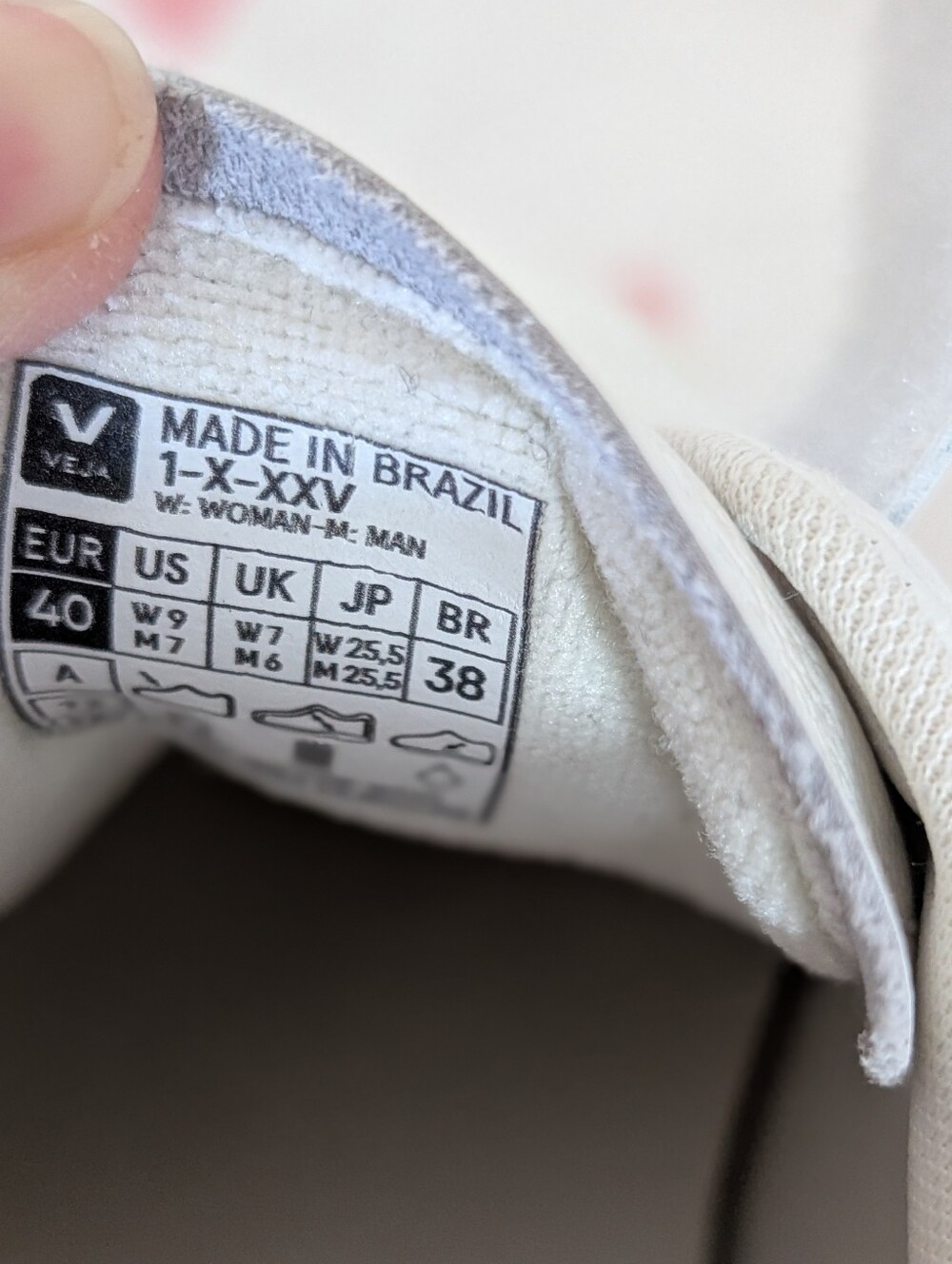 VEJA Recife ChromeFree Leather Sneakers – White / Platine women's EUR 40/US 9